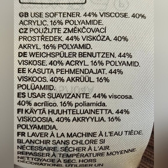 Divide H&M Cropped Long Sleeve Ribbed Top - Picture 7 of 7